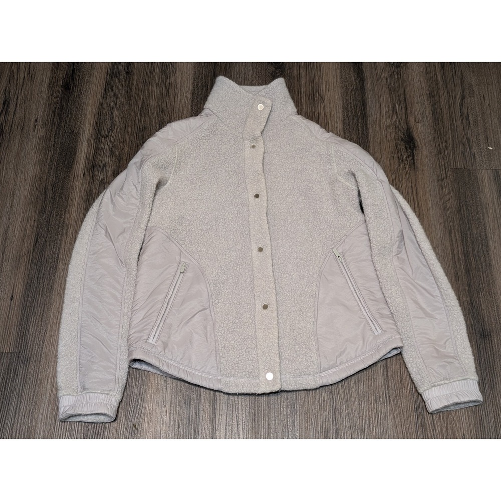 Lululemon Go Cozy‎ Wool Blend Fleece Jacket Size 2 Gray Snap Front Zip Pockets